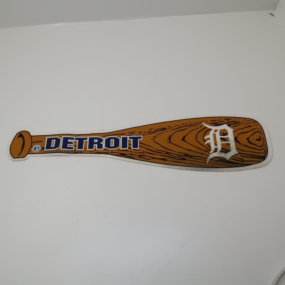 Detroit Tigers 2007 Felt Pennant Bat Shaped Flag